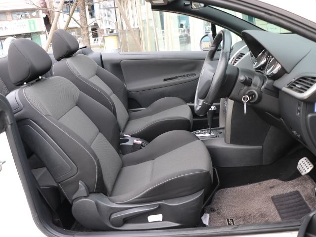 PEUGEOT PEUGEOT 207CC 2012