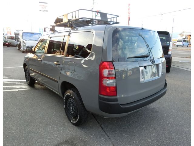 TOYOTA SUCCEED van 2WD 2010