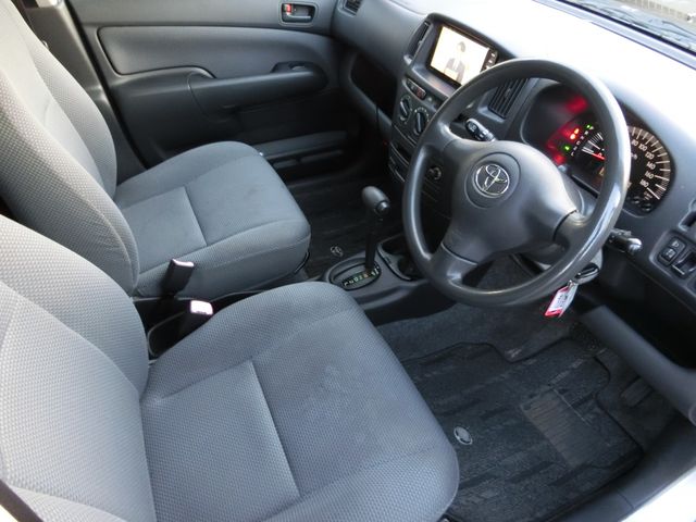 TOYOTA SUCCEED van 2WD 2010