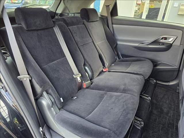 TOYOTA MARK X ZIO 2013