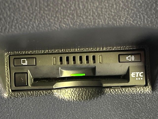 TOYOTA PRIUS PHV 2022