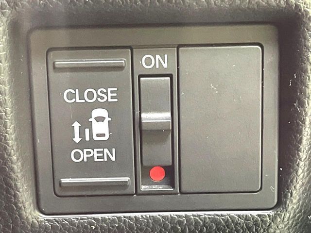 HONDA N BOX CUSTOM 2018