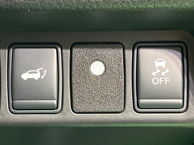 NISSAN X-TRAIL 2WD 2017