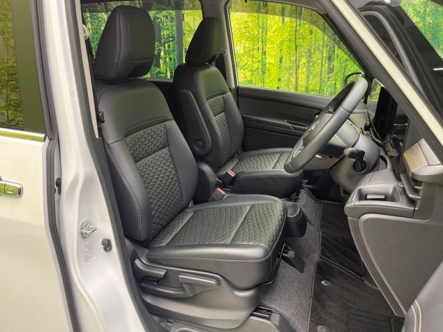 NISSAN SERENA  WG 2024