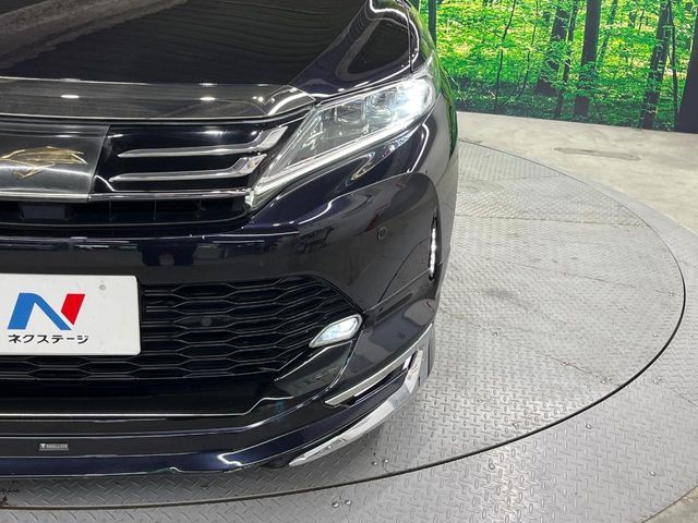 TOYOTA HARRIER 2WD 2017