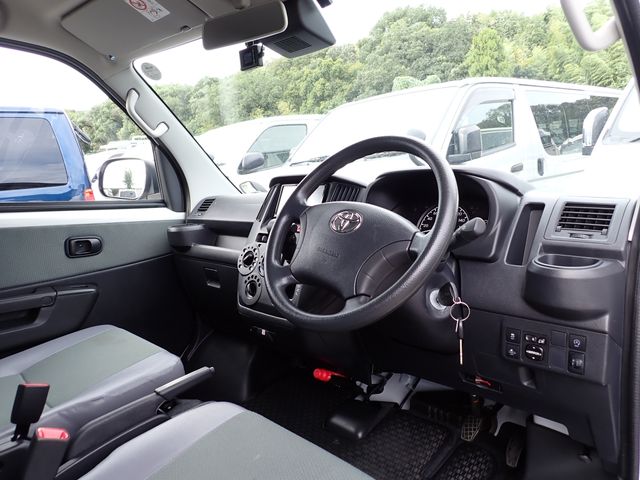 TOYOTA TOWNACE van 2WD 2023