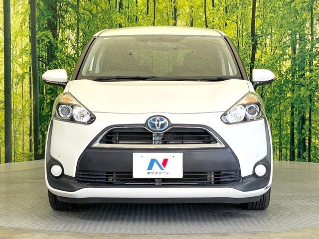 TOYOTA SIENTA HYBRID 2016