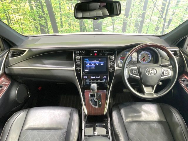 TOYOTA HARRIER 2WD 2014