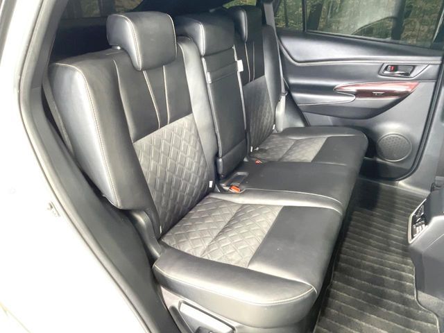 TOYOTA HARRIER 2WD 2014