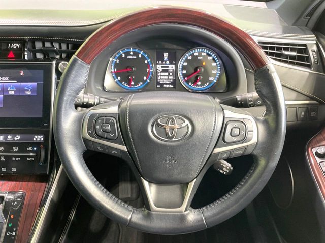 TOYOTA HARRIER 2WD 2014