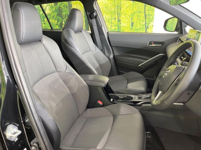 TOYOTA COROLLA CROSS HYBRID 2025