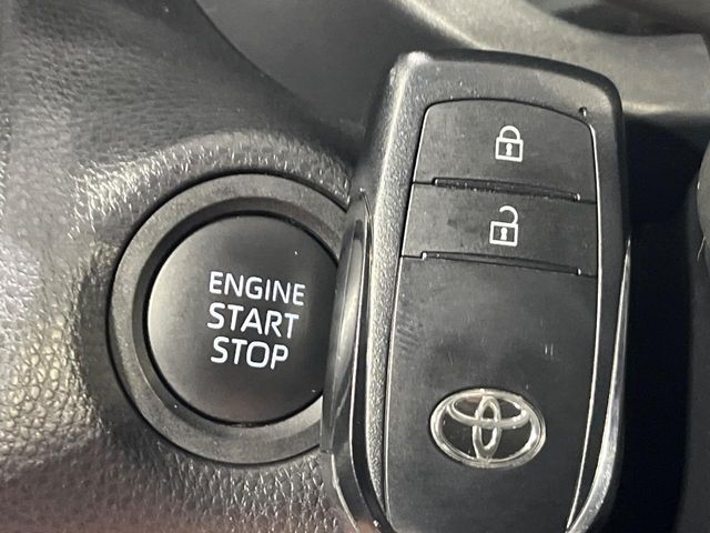 TOYOTA YARIS CROSS 2025