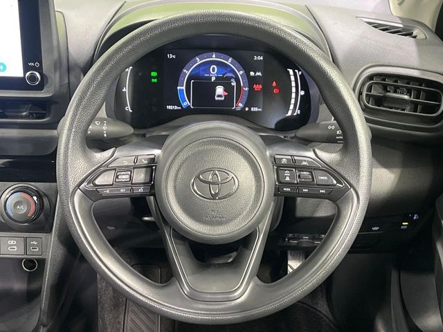 TOYOTA YARIS CROSS 2025