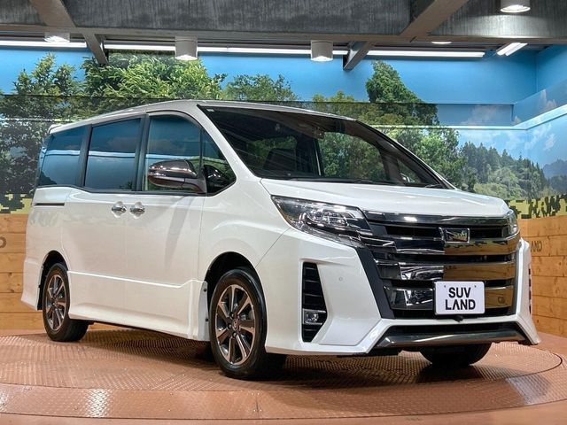 TOYOTA NOAH 2021