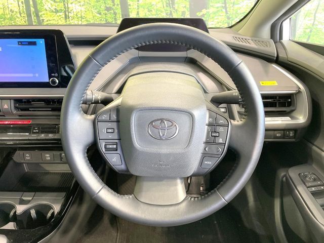 TOYOTA PRIUS 2023