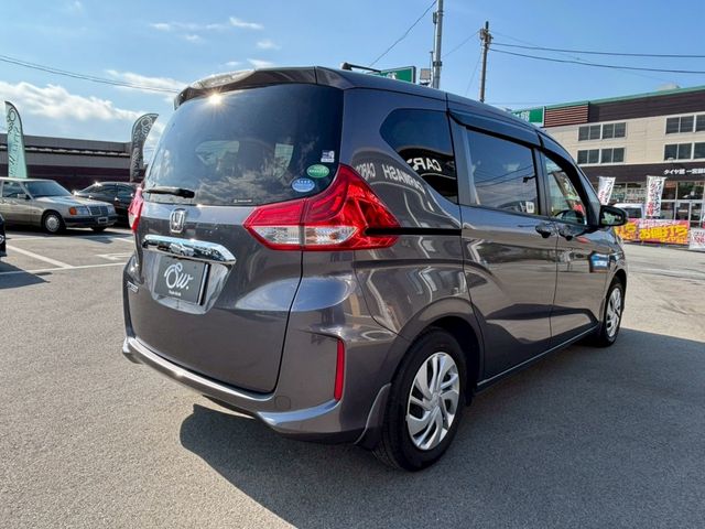 HONDA FREED 2019