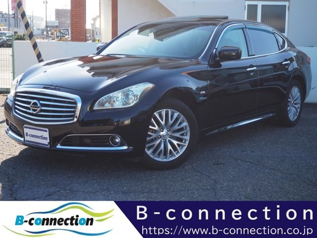 NISSAN CIMA HYBRID 2012