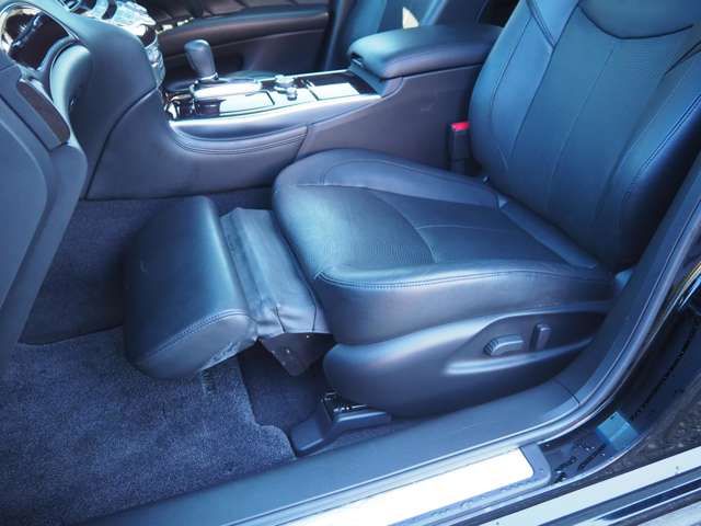 NISSAN CIMA HYBRID 2012