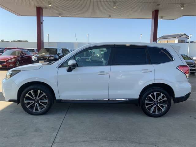 SUBARU FORESTER 2016