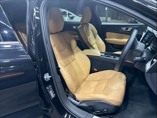 VOLVO VOLVO V60 2019