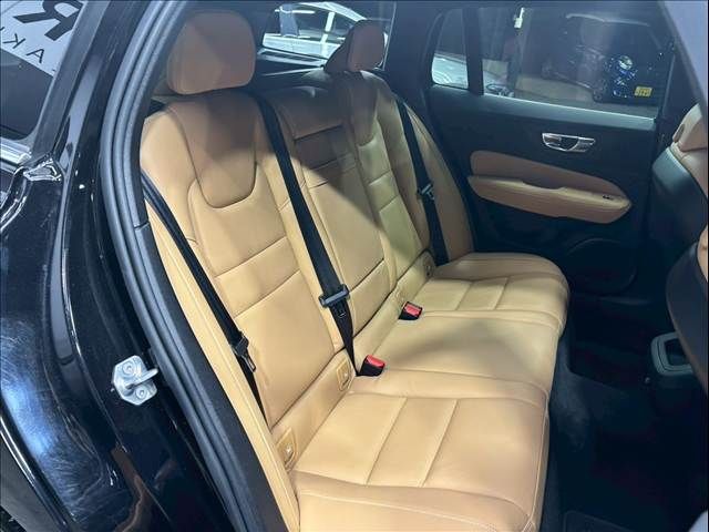 VOLVO VOLVO V60 2019