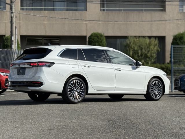 VOLKSWAGEN VOLKSWAGEN PASSAT wagon 2024