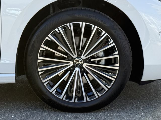 VOLKSWAGEN VOLKSWAGEN PASSAT wagon 2024