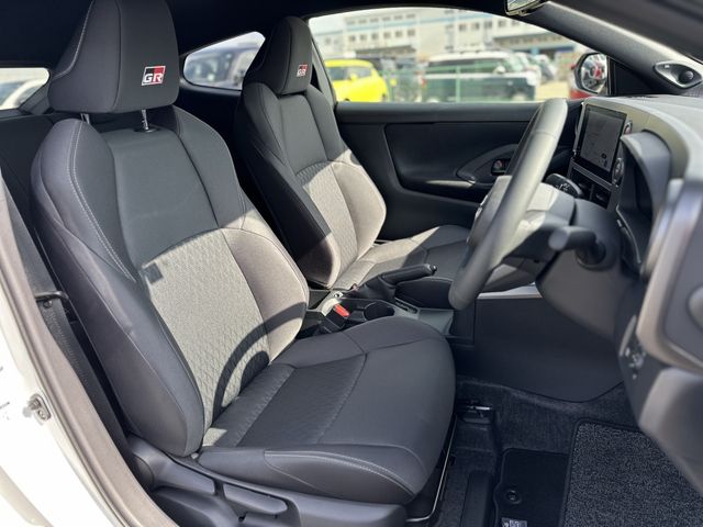 TOYOTA GR YARIS 2025