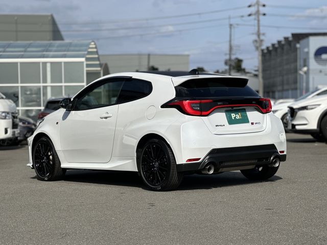 TOYOTA GR YARIS 2025