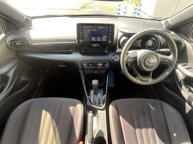 TOYOTA YARIS HYBRID 2020