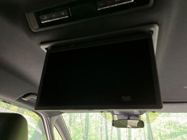 TOYOTA NOAH HYBRID 4WD 2022