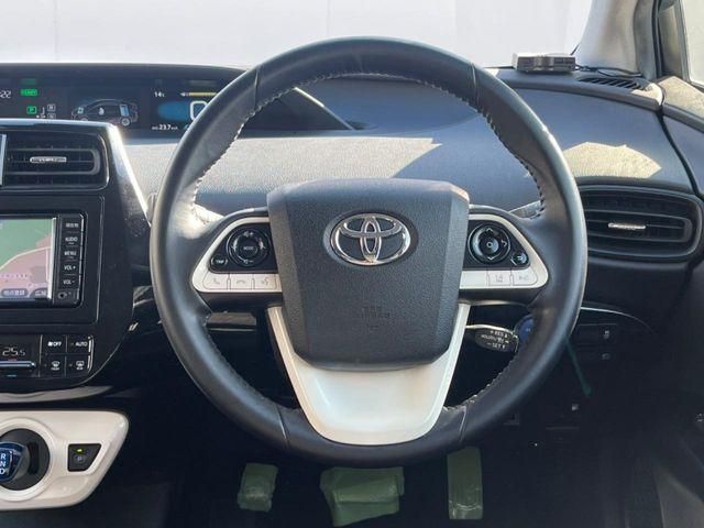 TOYOTA PRIUS 4WD 2017