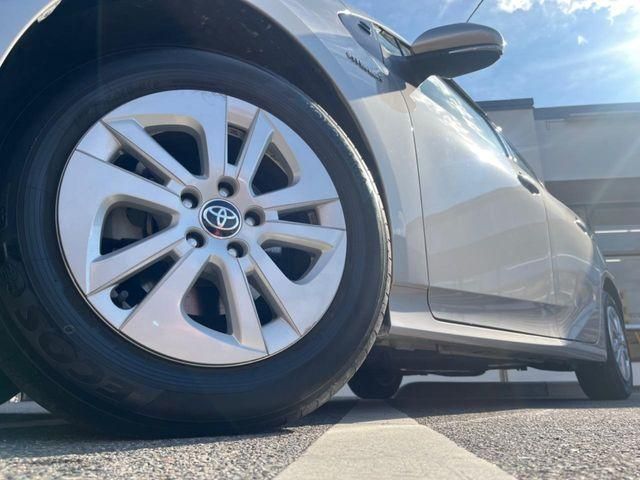 TOYOTA PRIUS 4WD 2017