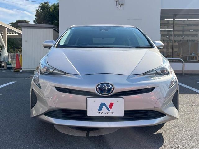 TOYOTA PRIUS 4WD 2017