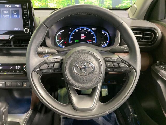 TOYOTA YARIS CROSS HYBRID 2022