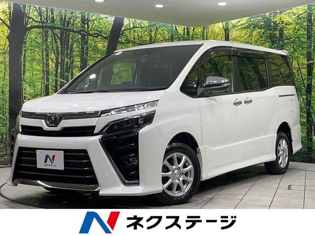 TOYOTA VOXY 4WD 2018
