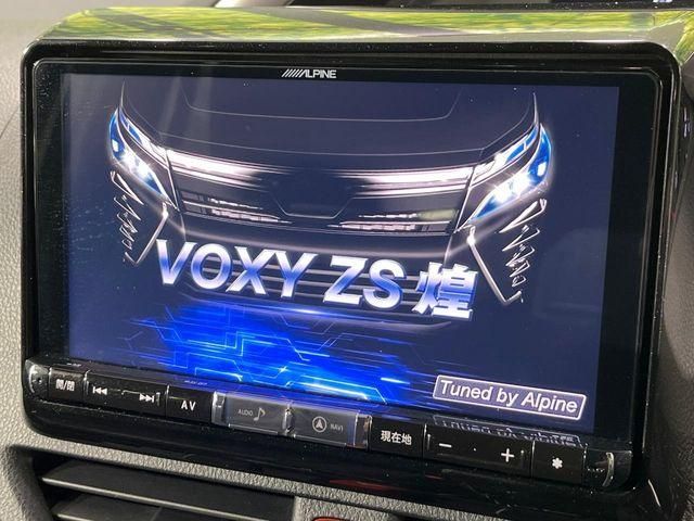 TOYOTA VOXY 4WD 2018
