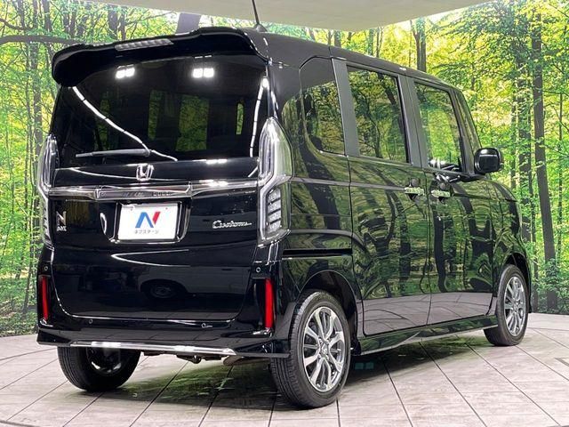 HONDA N BOX CUSTOM 4WD 2022