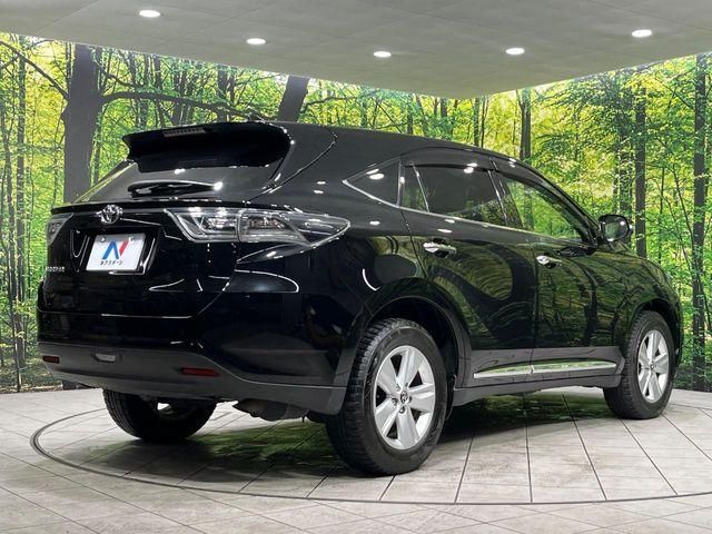 TOYOTA HARRIER 4WD 2015