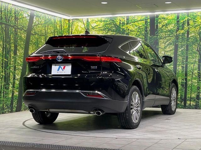 TOYOTA HARRIER HYBRID 2024