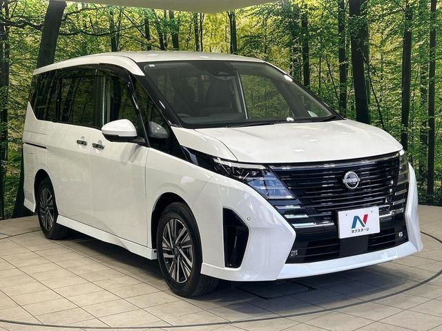 NISSAN SERENA  WG 2023