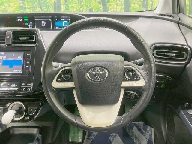 TOYOTA PRIUS 2017