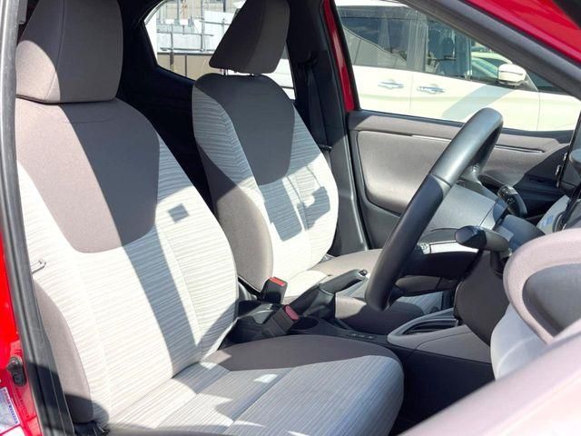 TOYOTA YARIS HYBRID 2020