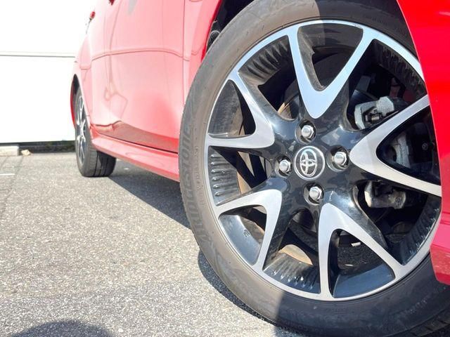 TOYOTA YARIS HYBRID 2020