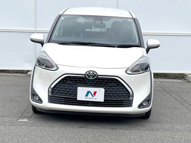 TOYOTA SIENTA 2018