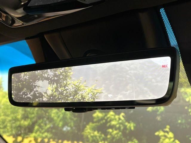 TOYOTA HARRIER HYBRID 2022