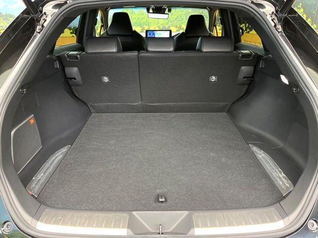 TOYOTA HARRIER HYBRID 2022