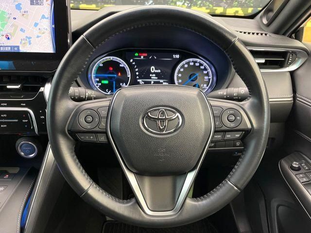TOYOTA HARRIER HYBRID 2022