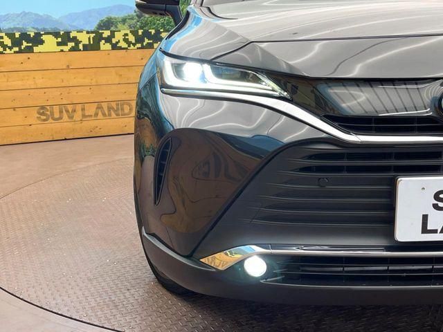 TOYOTA HARRIER HYBRID 2022