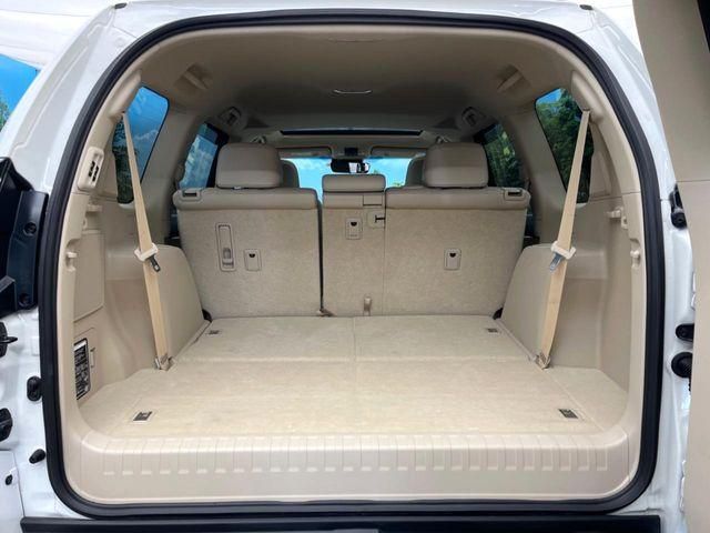 TOYOTA LANDCRUISER PRADO 2023